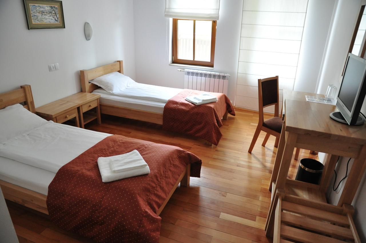 Hotel Black Stork Nisovo Dış mekan fotoğraf